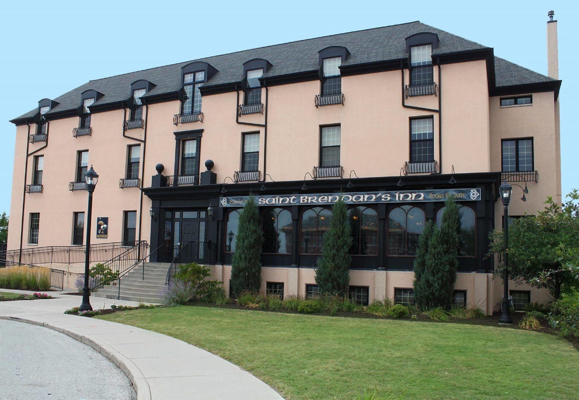 Saint Brendan'S Inn Green Bay Buitenkant foto