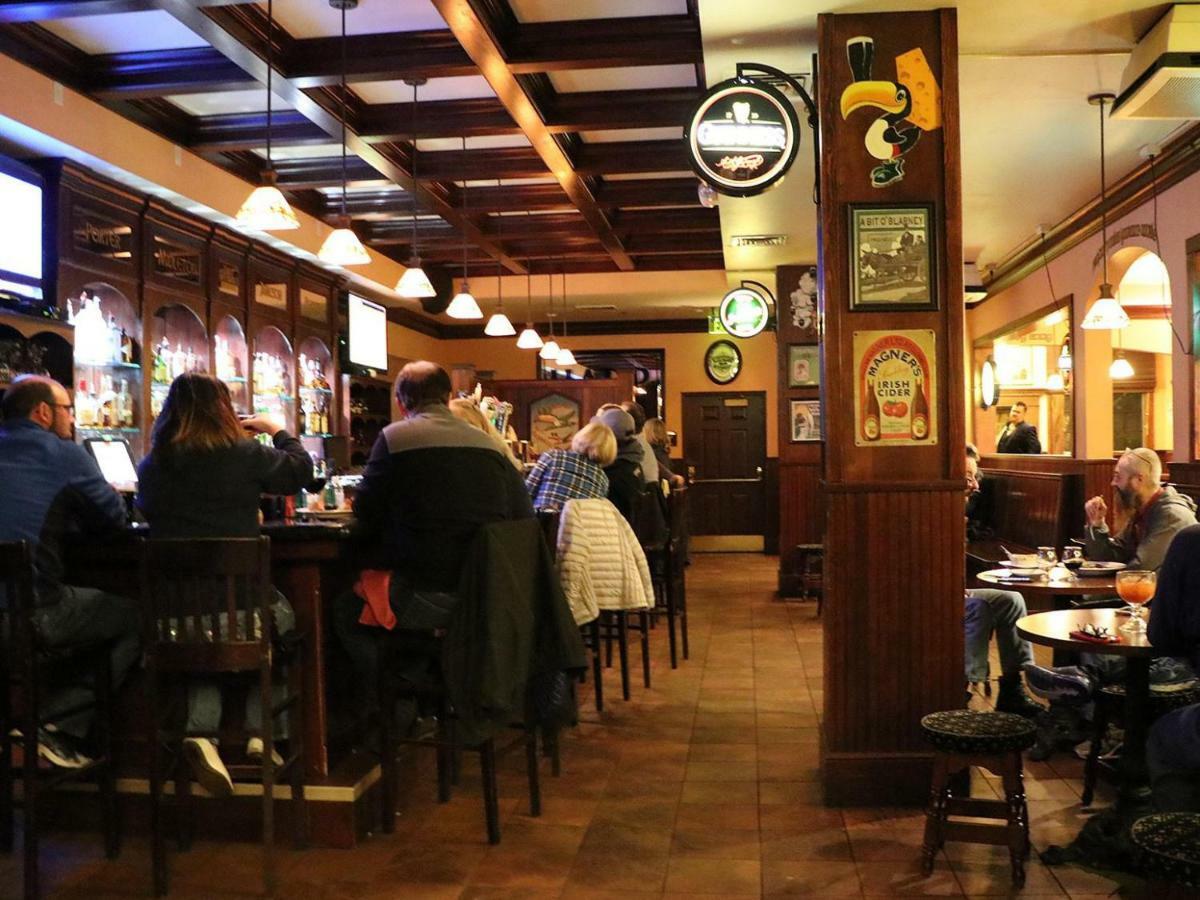 Saint Brendan'S Inn Green Bay Buitenkant foto